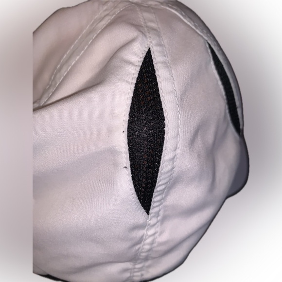 Oracle Racing White Black Cap Hat Mesh Inserts Adjustable Wicking Lightweight OS - Picture 7 of 9